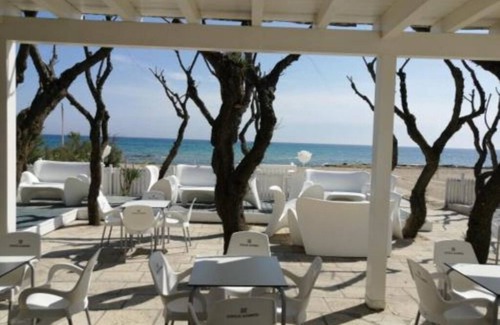 Torchiarolo Apartment | Discover Lo Muccio House: Ocean View with Pool & Breakfast
