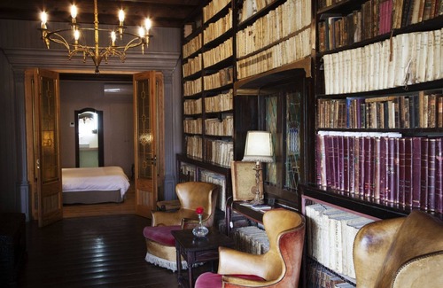 Balaguer Bed & Breakfast | Discover Lo Palauet de la Muralla: Spa & Breakfast Retreat