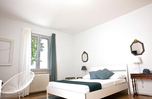 Sulzano House | Discover LO SGUARDO: 4-Star Retreat with a 9.8 Rating