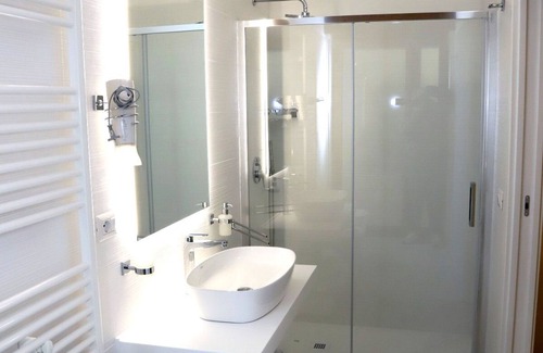 Lecce Historic Center House | Discover Lo Studio di viale Lo Re: Family-Friendly Getaway