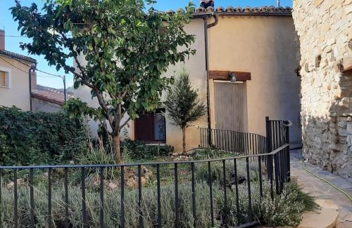 Moscardon Apartment | Pet-Friendly Retreat at Lobetania - Rated 10/10 by Guests