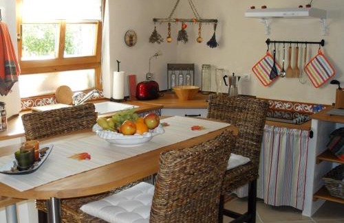 Gimmeldingen Apartment | Guest Rated: Loblocher Max und Moritz with 9.2/10 Score