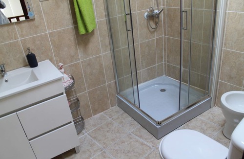 Alfandega da Fe House | Explore House Bunny: Top-Rated Historic Zone Accommodation
