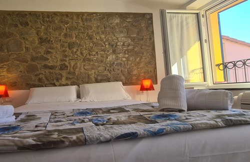 Volastra House | Relax at Cà Di Moi - Homy 5 Terre with Oceanfront Views