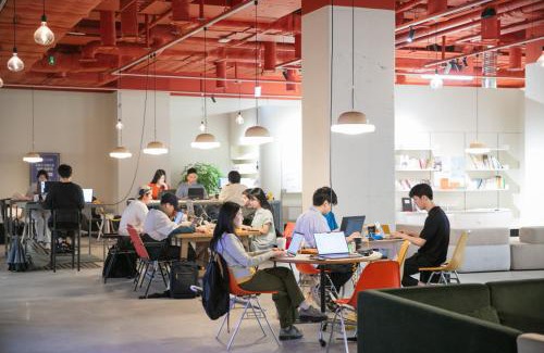 Mapo Hotel | Cozy Retreat at Local Stitch Creator in Seogyo