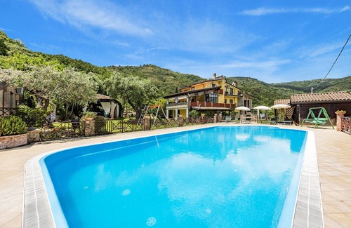 Casal Velino Ski Chalet | Cozy Stone Cottage with Shared Pool in Casal Velino, Italy