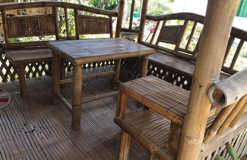 Bacnotan Cottage | Family-Friendly Ocean Breeze - Bahay Kubo Retreat