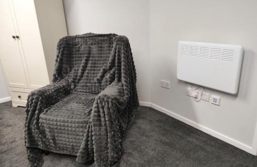 Brierley Hill Apartment | Convenient Stay Near Russells Hall Hospital