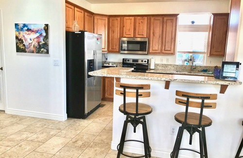Page House | Unforgettable Views with Pet-Friendly Comfort Near Antelope Canyon