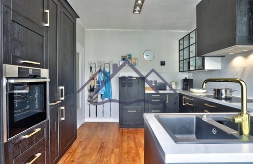 Finistere House | Inviting Retreat - La Grève Blanche Just Steps from the Beach
