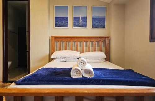 Itauna Apartment | Prime Location & Oceanfront Views at Cobertura do Point®