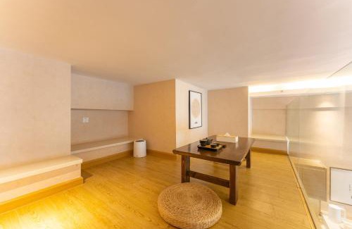 Jiang'an District Apartment | Cozy Locals Apartment House 17 - Pet Friendly Retreat