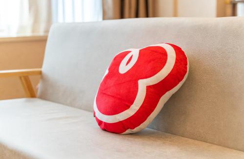 Jiang'an District Apartment | Cozy Locals Apartment House 17 - Pet Friendly Retreat