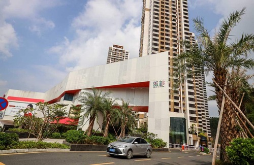 Xiangzhou District Apartment | Modern Locals Boutique Apartment Qianshan No.1 for Families