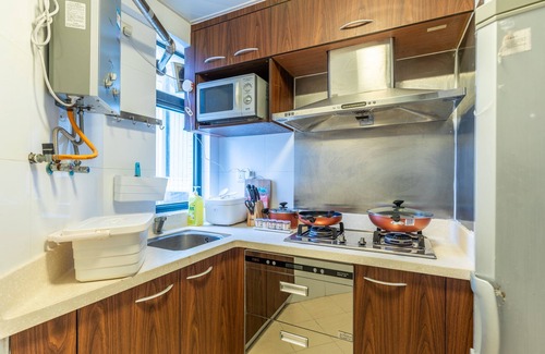 Xiangzhou District Apartment | Convenient Locals Boutique Apartment at Huafa Plaza 11