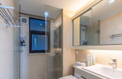 Xiangzhou District Apartment | Locals Boutique Apartment Huafa Plaza 14