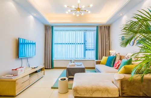 Xiangzhou District Apartment | Locals Boutique Apartment Huafa Plaza 37