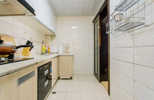 Xiangzhou District Apartment | Discover Locals Boutique Apartment at Jiuzhou Port
