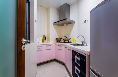Xiangzhou District Apartment | Cozy Locals Boutique Apartment Near Jiuzhou Port
