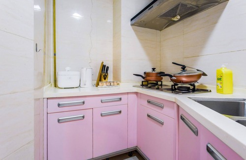 Xiangzhou District Apartment | Cozy Locals Boutique Apartment Near Jiuzhou Port
