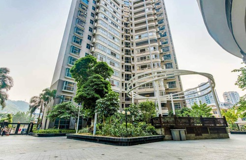 Xiangzhou District Apartment | Cozy Locals Boutique Apartment Near Jiuzhou Port