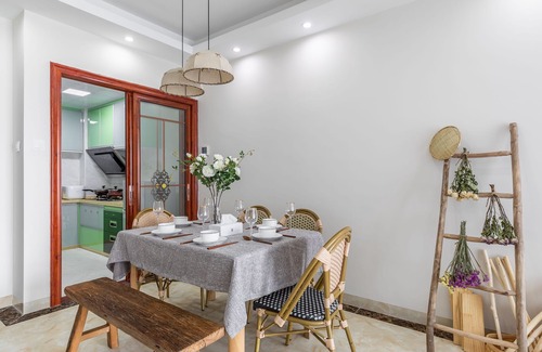 Xiangzhou District Apartment | Oceanfront Locals Boutique Apartment WanzaiCEC No.5 Escape