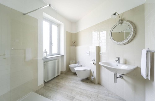 Neive Hotel | Discover Locanda Borgo Vecchio: Spa, Dining & Family Fun