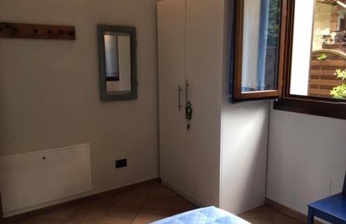 Oriolo dei Fichi Bed & Breakfast | Oceanfront Retreat at Locanda Camera con Vista