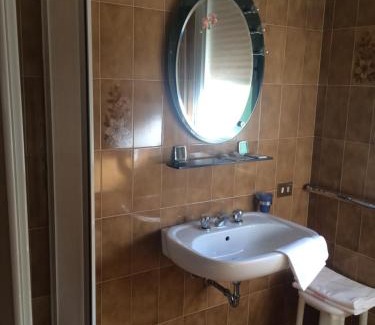 Monte San Pietro Hotel | Cozy Getaway at Locanda Irene with Breakfast & Kitchen Access