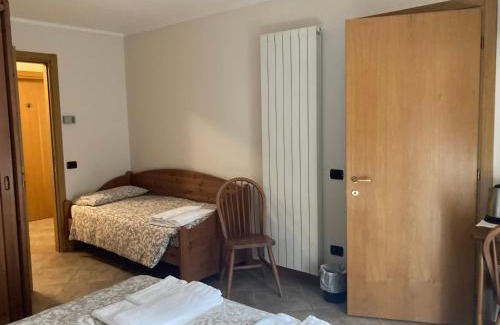 Vezza d'Oglio Hotel | Pet-Friendly Retreat at Locanda La Posta Nöa - B&B