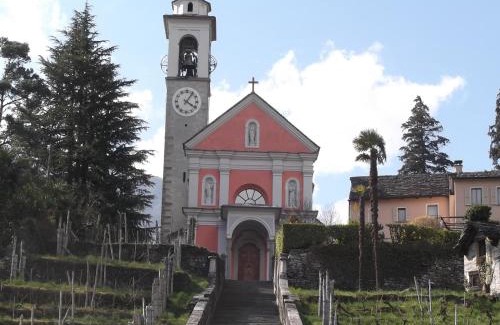 Aurigeno Hotel | Pet-Friendly Retreat at Locanda Poncini with Breakfast Included