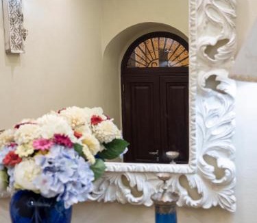 Aci Sant'Antonio Bed & Breakfast | Pet-Friendly Locanda Sant'Antonio with Top Guest Ratings