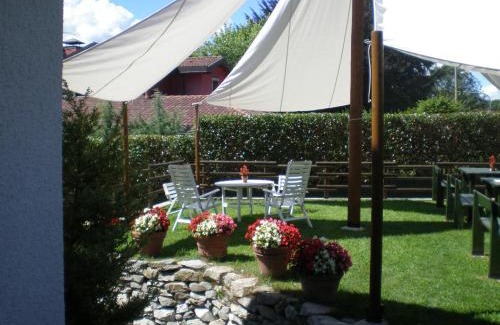 Gignese Bed & Breakfast | Welcoming Locanda Verbena: Enjoy Restaurant Access & Comfort