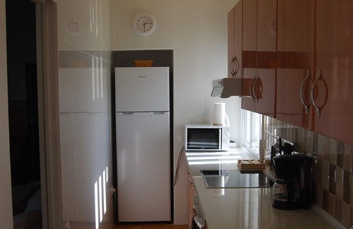 L'Hospitalet de l'Infant Condo | Discover Coastal Bliss in L'Hospitalet de L'infant