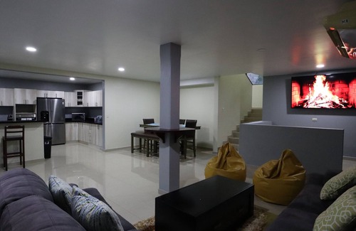 Zaragoza House | Located 20 min from El Tunco & 15 min from San Salvador ~ 3-Bed Jungle Home!