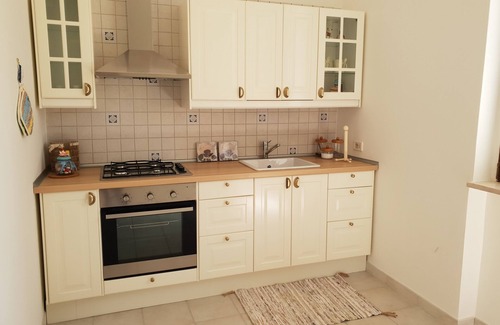 Pulsano House | Family-Friendly Haven Just 2 km from the Sea