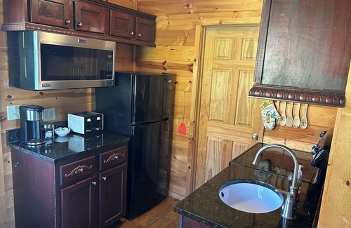 New Marshfield Cabin | Discover Comfort at Hocking Hills' Foothills Retreat
