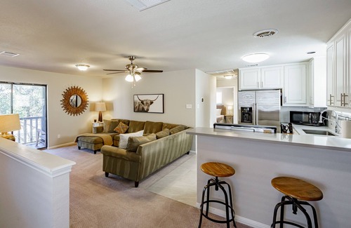Dripping Springs Cottage | Secluded Retreat with Breathtaking Views Near Dripping Springs