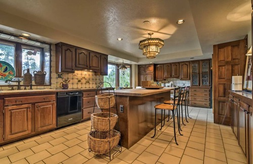 Winter Park House | Downtown Winter Park Retreat with Hot Tub & Amazing Reviews