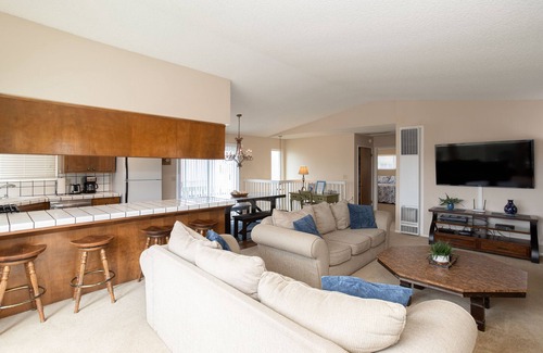 Oceano House | Oceano Retreat: Oceanfront Home with Spa & Pet-Friendly Comfort