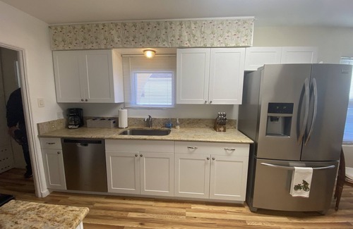 Prescott House | Historic Prescott Hotel: Steps from Whiskey Row & Pet Friendly