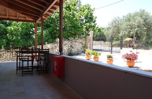 Dragano Apartment | Located near the most beautiful beaches of Lefkada (Port Katsiki, Egremni etc)