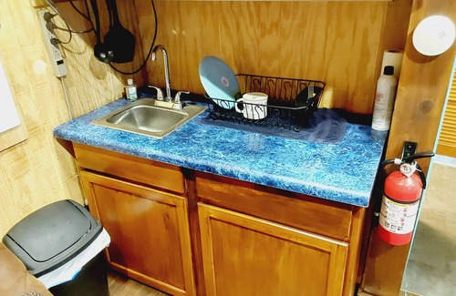 Anderson Cabin | Convenient Getaway Near Lake with Spa & Family-Friendly Amenities