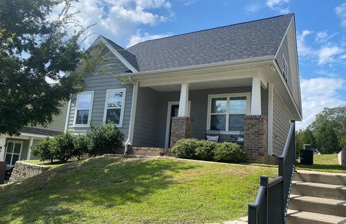 Columbia House | Prime Location Near William Brice Stadium & Family Amenities