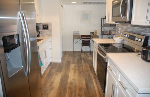 Village Two Condo | Perfect 2BR McCormick Ranch Condo with Pool & Ocean Views