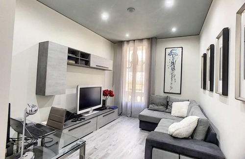 Beausoleil Apartment | Stylish T2 Apartment: 4-Star Stay with Family-Friendly Amenities