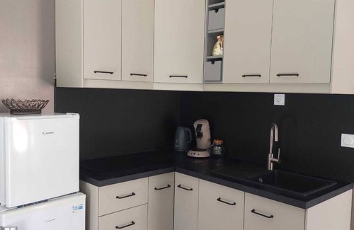 Aureille Apartment | Discover an Inviting Apartment in the Heart of Alpilles
