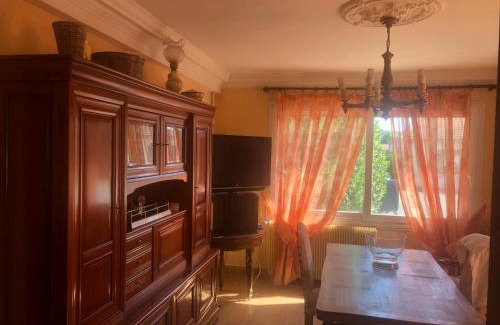 Issoire Apartment | Welcome to Bouzon: Family & Pet-Friendly Hotel in Issoire