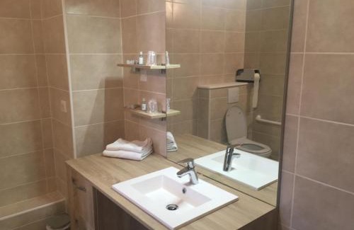 Dun-le-Palestel Hotel | Explore Comfortable Stays at Hôtel Joly with Great Amenities