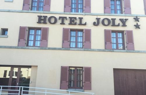 Dun-le-Palestel Hotel | Explore Comfortable Stays at Hôtel Joly with Great Amenities